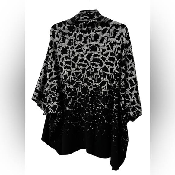 NWT Ming Wang Black Gray Metallic Jacquard Knit Shawl Collar Kimono Sleeve Open - Picture 2 of 8